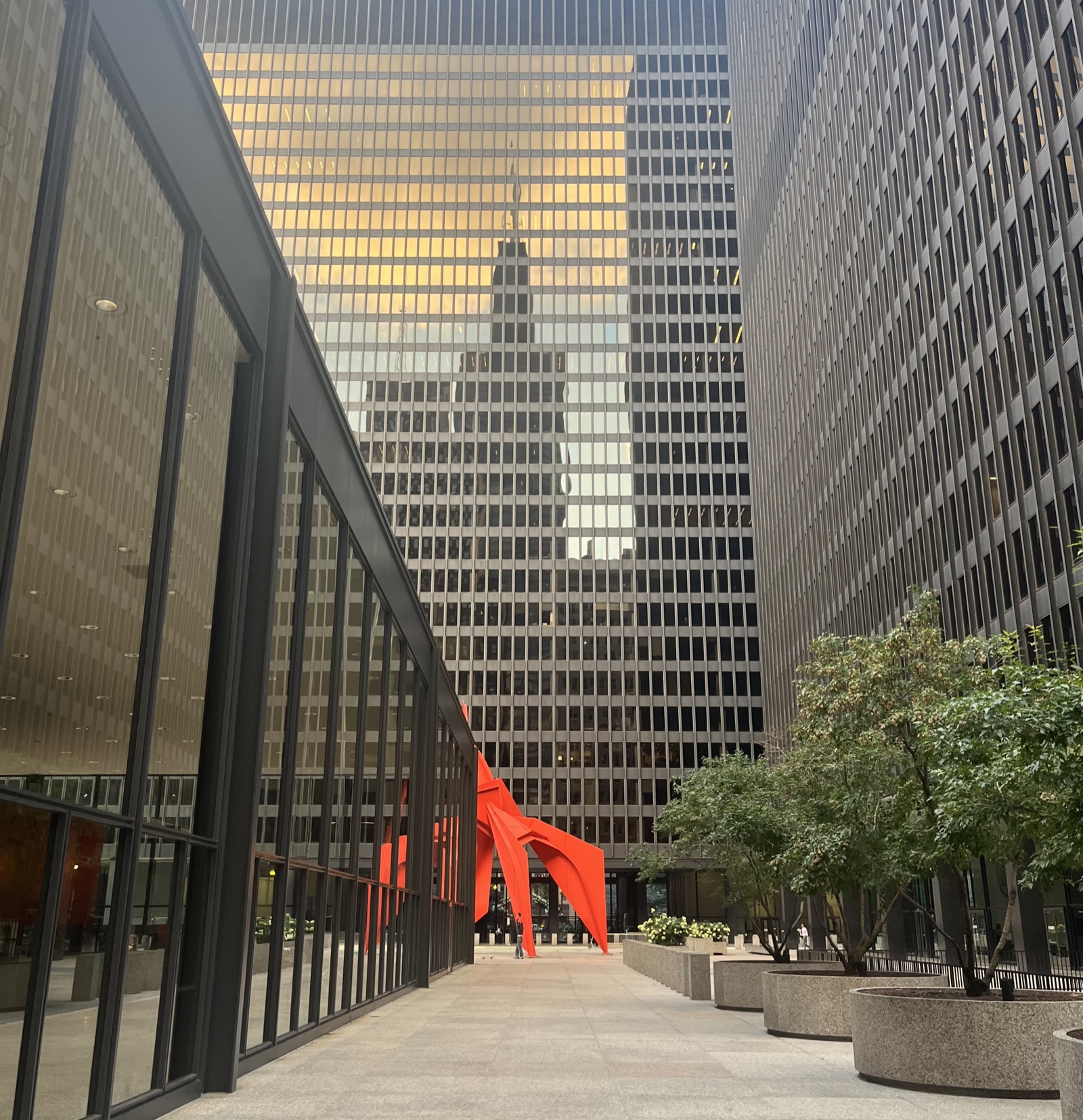 Alexander Calder's Flamingo sculpture in Chicago's Federal Plaza
